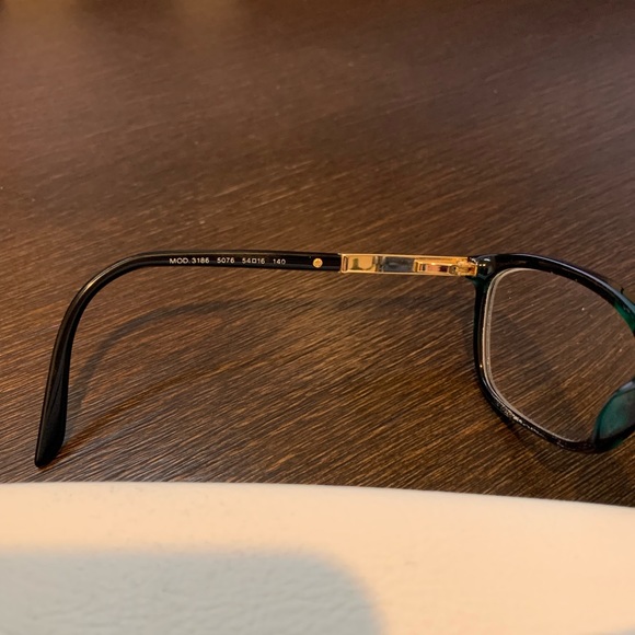 Versace eyeglasses (used in good condition) - Picture 5 of 5